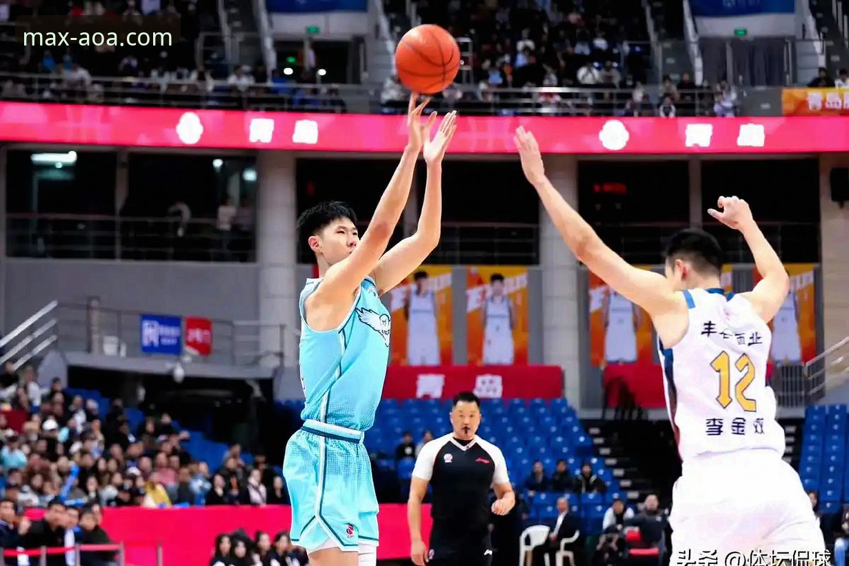 CBA季后赛观战指南：山西2-0横扫青岛晋级八强，AOA体育苹果下载使用技巧助你不错过每一场精彩对决